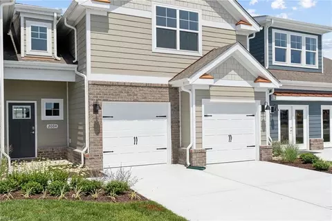 2016 Munro Ln, Chesapeake, VA 23322