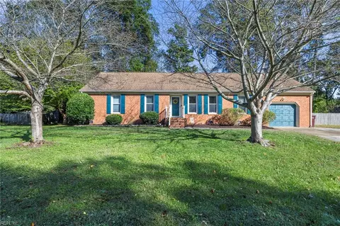 605 Resh Ct, Chesapeake, VA 23322
