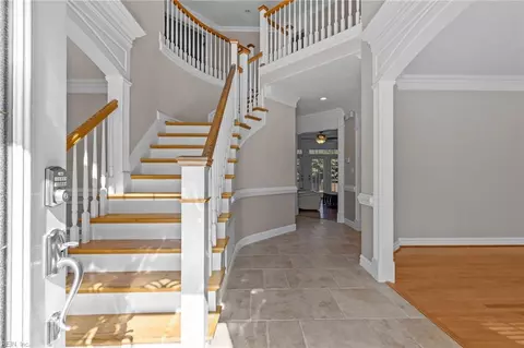 Entry Way - 1322 Simon Dr, Chesapeake, VA 23320 photo 2 of 5