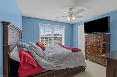 Bedroom - 1322 Simon Dr, Chesapeake, VA 23320 photo 9 of 12