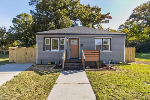 1317 Old Atlantic Ave, Chesapeake, VA 23324