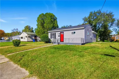 302 Avondale Rd, Portsmouth, VA 23701
