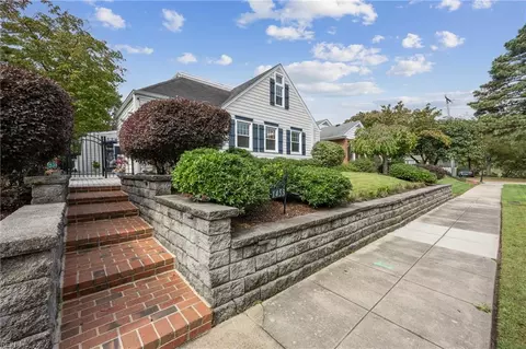 1453 Graydon Pl, Norfolk, VA 23507