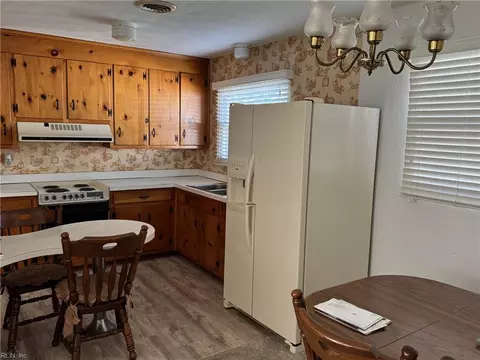 Kitchen - 467 Gretna Ct, Hampton, VA 23669 photo 1 of 3