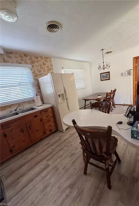 Kitchen - 467 Gretna Ct, Hampton, VA 23669 photo 3 of 3