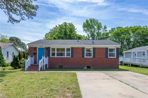1642 Old Buckroe Rd, Hampton, VA 23664