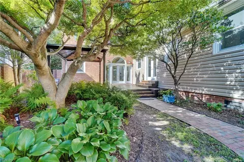 817 E Botetourt Ct, Norfolk, VA 23507 photo 41