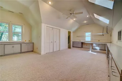 817 E Botetourt Ct, Norfolk, VA 23507 photo 29