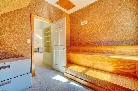 817 E Botetourt Ct, Norfolk, VA 23507 photo 30