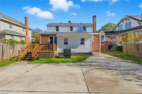 Exterior - 327 Cedar St, Suffolk, VA 23434 photo 7 of 8
