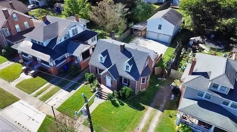 View/Area - 327 Cedar St, Suffolk, VA 23434 photo 4 of 8