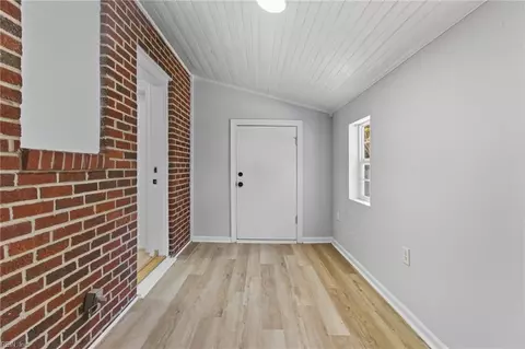 Entry Way - 327 Cedar St, Suffolk, VA 23434 photo 6 of 6