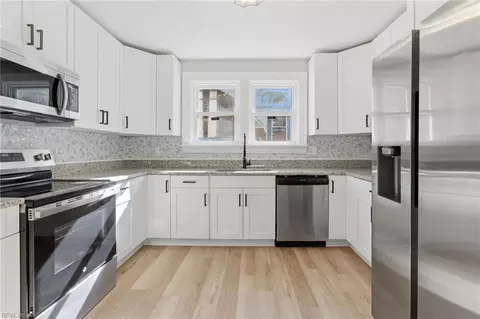 Kitchen - 327 Cedar St, Suffolk, VA 23434 photo 1 of 4