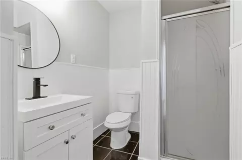 Bath - 327 Cedar St, Suffolk, VA 23434 photo 1 of 2
