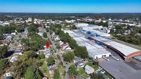 View/Area - 327 Cedar St, Suffolk, VA 23434 photo 5 of 8