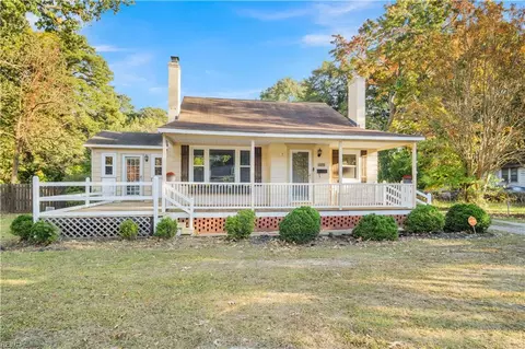 648 Bellwood Rd, Newport News, VA 23605