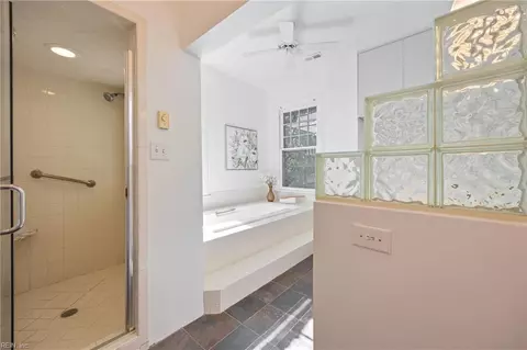 Bath - 611 Baldwin Ave, Norfolk, VA 23517 photo 2 of 6