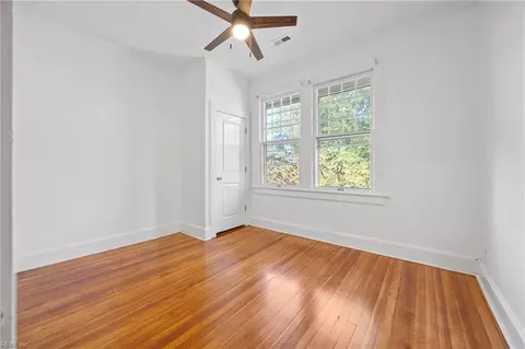 Bedroom - 611 Baldwin Ave, Norfolk, VA 23517 photo 2 of 4