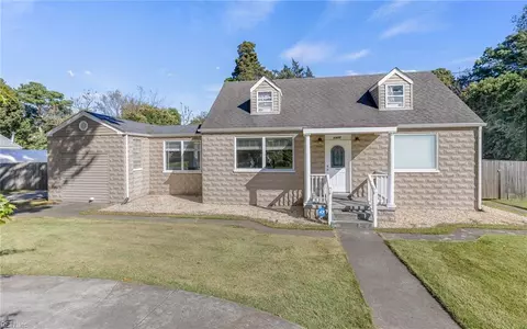 1432 Braden Cres, Norfolk, VA 23502