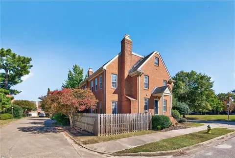 801 Botetourt Gdns, Norfolk, VA 23507