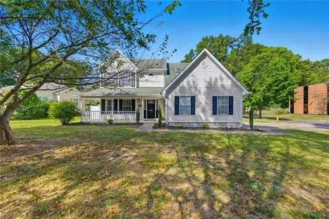 596 Thole St, Norfolk, VA 23505