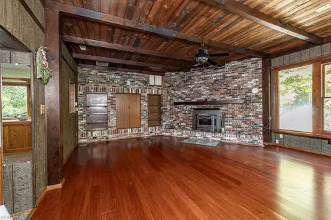Living - 1960 Paddock Rd, Norfolk, VA 23518 photo 6 of 13