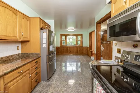 Kitchen - 1960 Paddock Rd, Norfolk, VA 23518 photo 4 of 4