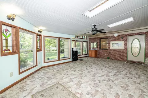 Exterior - 1960 Paddock Rd, Norfolk, VA 23518 photo 3 of 14