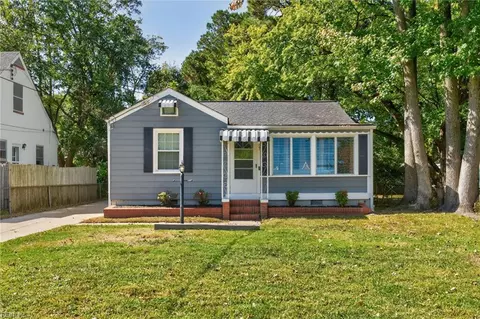 67 Beach Rd, Hampton, VA 23664