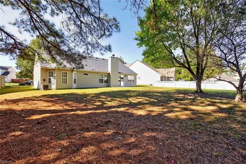 Exterior - 28 Allison Sutton Dr, Hampton, VA 23669 photo 5 of 6