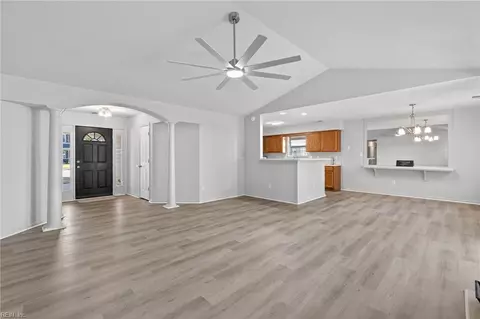 Entry Way - 28 Allison Sutton Dr, Hampton, VA 23669 photo 1 of 3