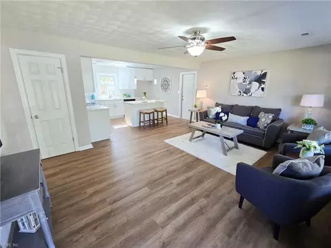 5621 Elam Ave, Virginia Beach, VA 23462
