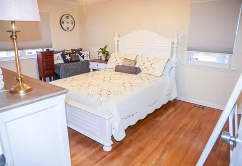 Bedroom - 13 Beatrice Dr, Hampton, VA 23666 photo 1 of 5