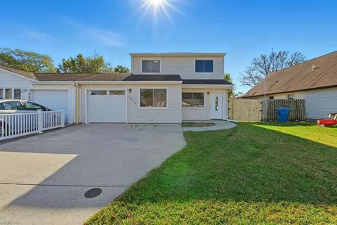 1012 Blue Spring Ln, Virginia Beach, VA 23452