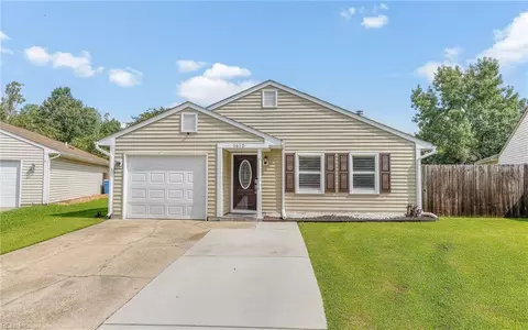 1612 Rodeo Dr, Virginia Beach, VA 23464