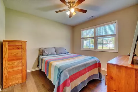Bedroom - 509 Plainfield Ave, Chesapeake, VA 23320 photo 4 of 5