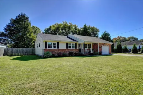 509 Plainfield Ave, Chesapeake, VA 23320