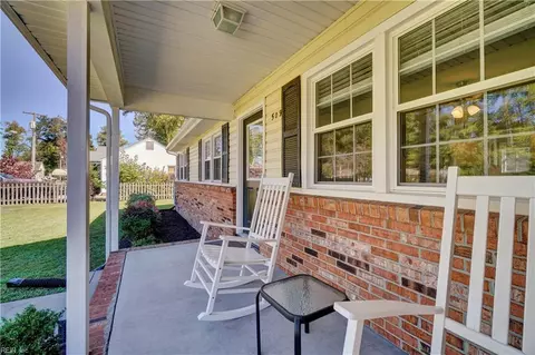 Exterior - 509 Plainfield Ave, Chesapeake, VA 23320 photo 3 of 9