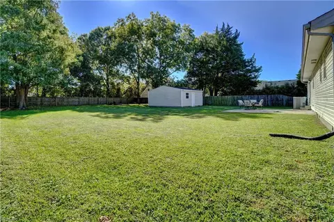 Exterior - 509 Plainfield Ave, Chesapeake, VA 23320 photo 5 of 9