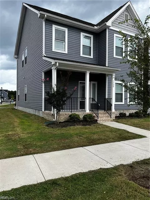 1520 Waltham Ln, Newport News, VA 23608