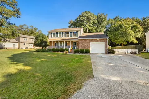 20 Nelson Maine, Carrollton, VA 23314