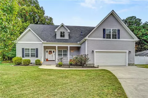 411 Maple Rd, Yorktown, VA 23690