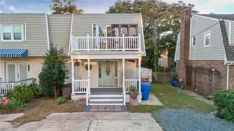 5604 Holly Rd #B, Virginia Beach, VA 23451