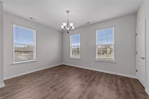 130 Freeman Dr, Hampton, VA 23666 photo 9