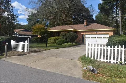 424 Hartsdale Rd, Virginia Beach, VA 23462