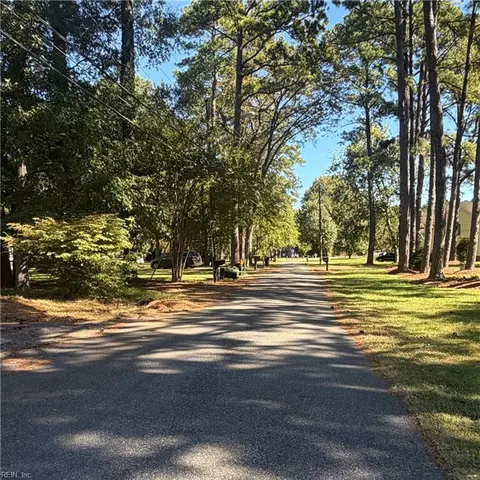 View/Area - 22 Willow Rd, Hampton, VA 23664 photo 1 of 6