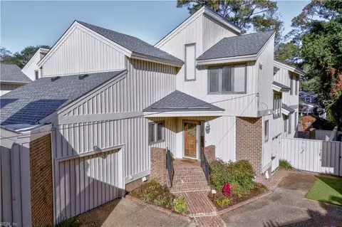 207 86th St, Virginia Beach, VA 23451