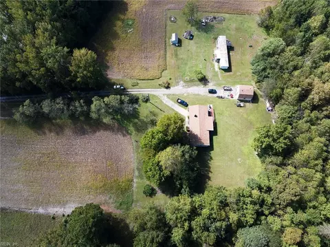 View/Area - 5111 Duchess Ln, Gloucester, VA 23061 photo 3 of 14