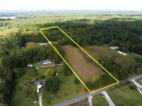 View/Area - 5111 Duchess Ln, Gloucester, VA 23061 photo 2 of 14