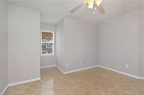 Bedroom - 4109 River Breeze Cir, Chesapeake, VA 23321 photo 5 of 6